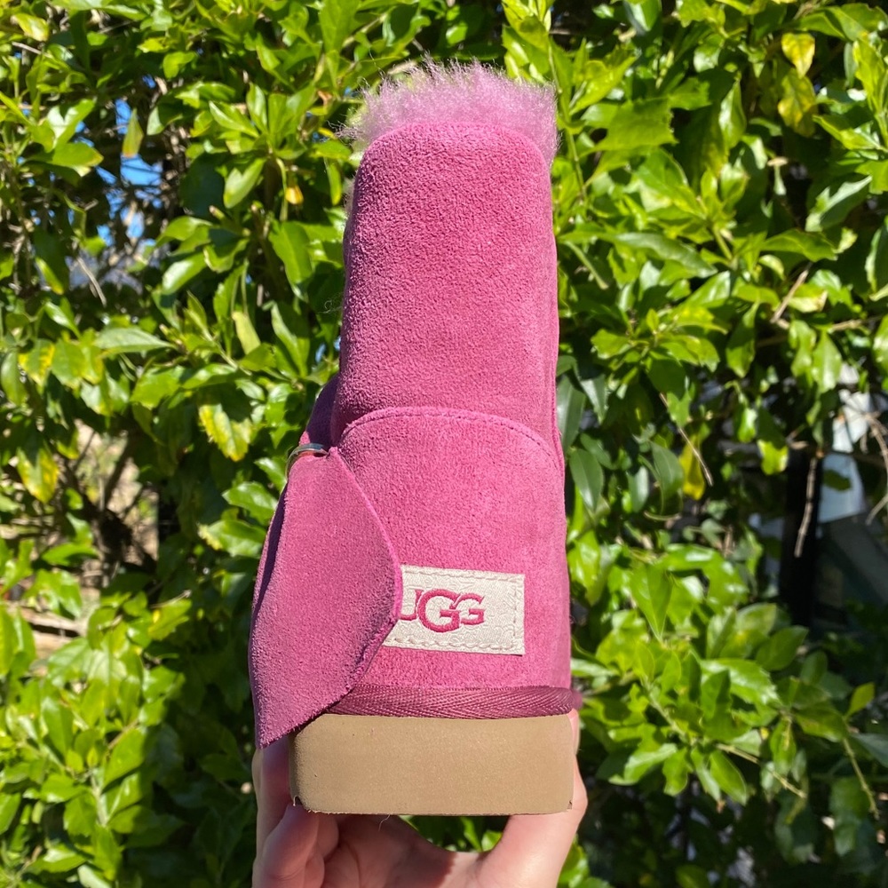 NWT Ugg Classic Mini Twist Boot - Picture 8 of 11